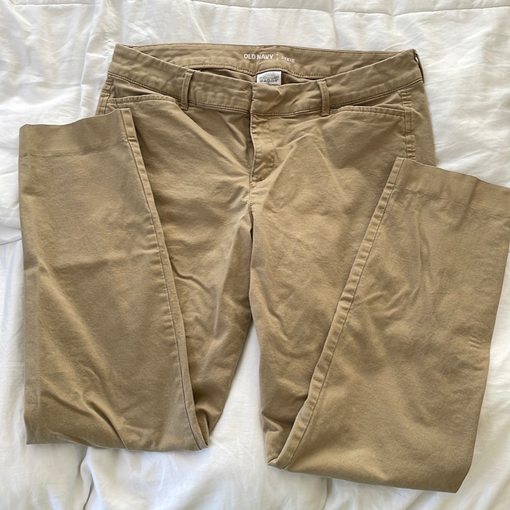 Old Navy khaki pants, size 6 regular